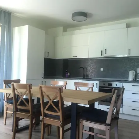 Sunrise Apartment *